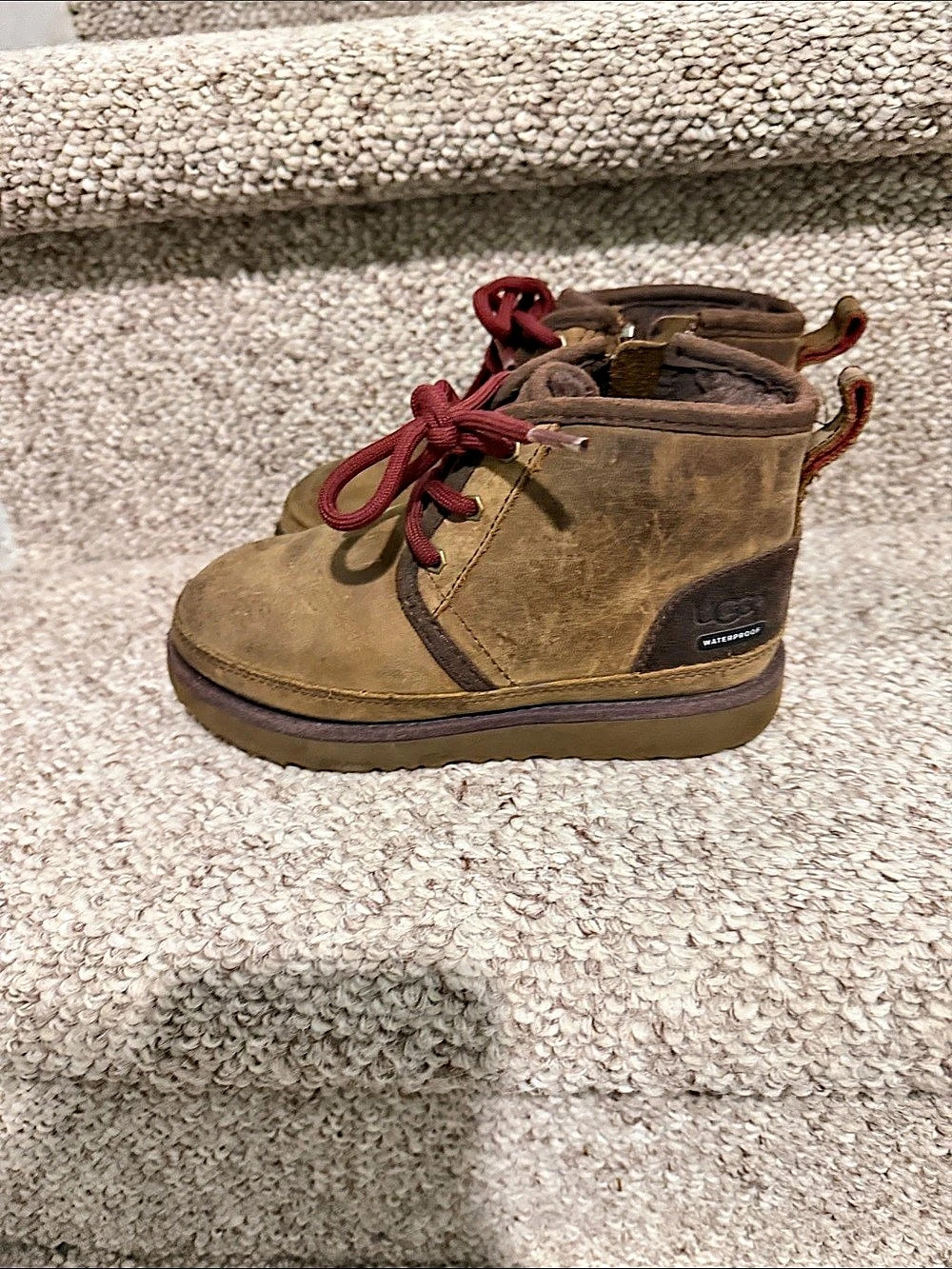 UGG Kids' Neumel Waterproof Hybrid Boot Brown Winter Ankle Boots